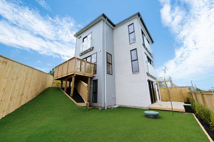 67 Harbourside Parade Hobsonville_0
