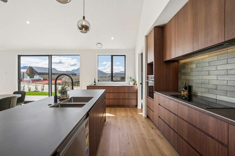 1 Craigie Burn Lane Wanaka_6