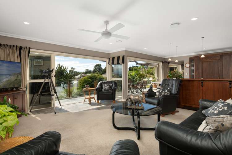 30 Holcombrooke Lane Welcome Bay_7