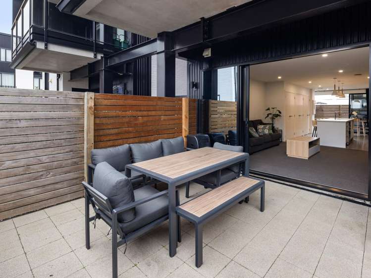 1/182 London Street Hamilton Central_12