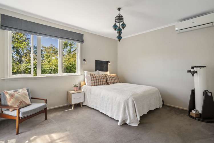 76 Alberton Avenue Mount Albert_14