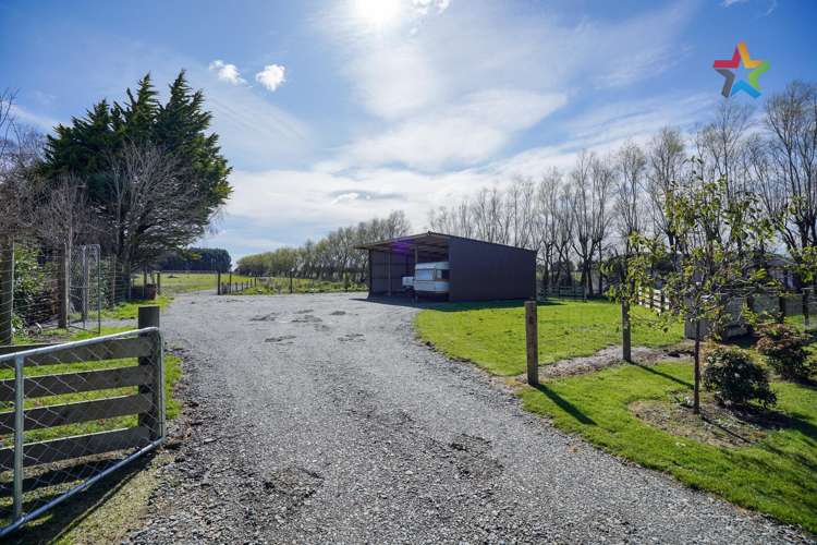 533 Flora Road East Makarewa_17