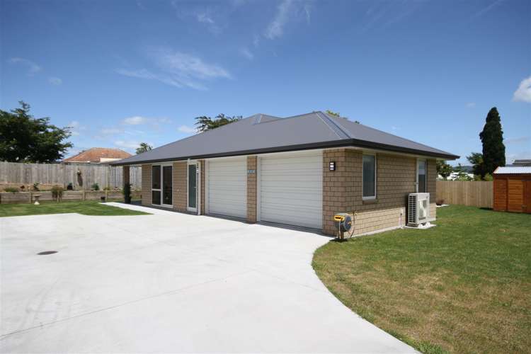 8b Carrick Robertson Place_0