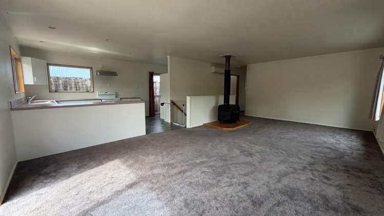  672 Peninsula Road Kelvin Heights_4