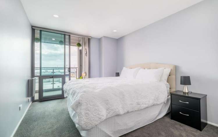 705/30 Beach Road Auckland Central_12