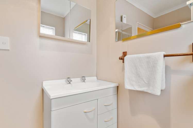 47 Costley Street Carterton_10