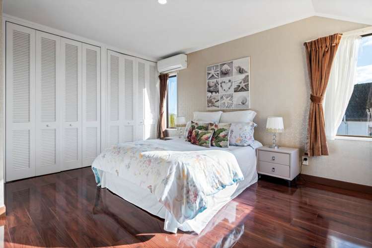 5 Eske Place Highland Park_8