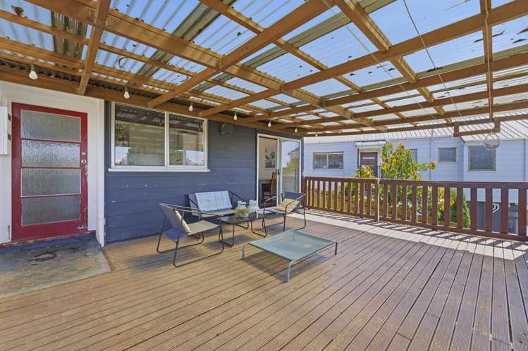 11 Ngatira Place Clendon Park_13