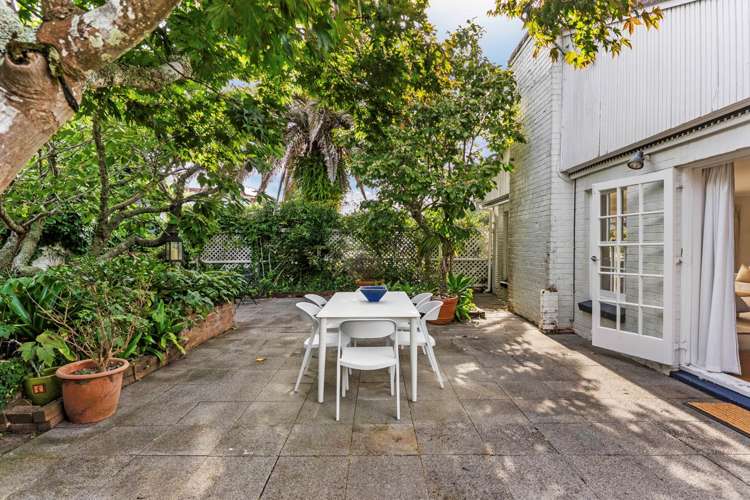 104 Grampian Road St Heliers_17