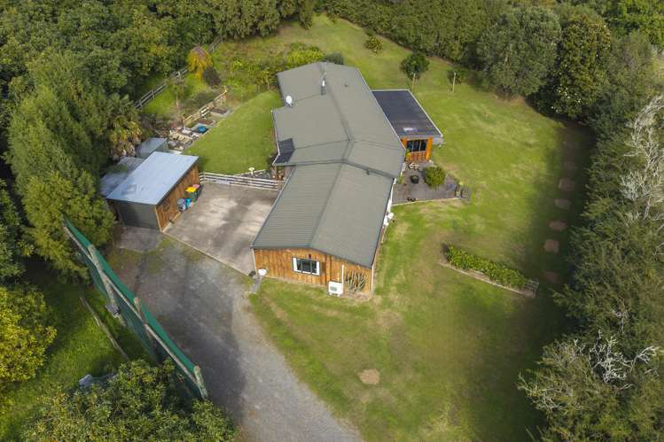 143 Youngson Road Whakamarama_24