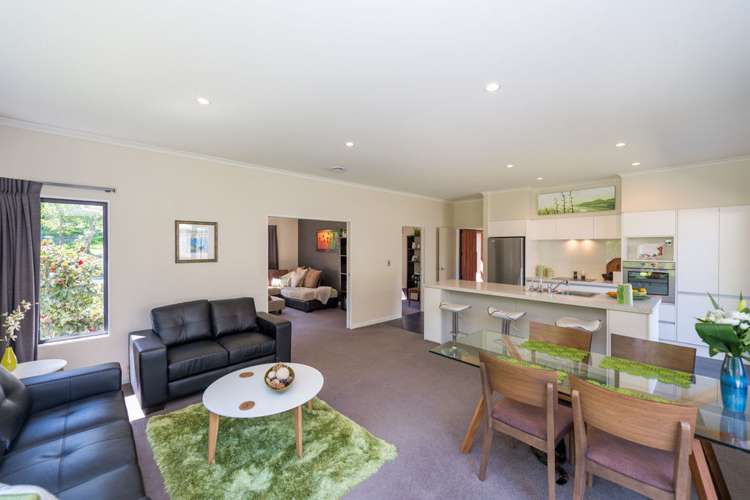 8 Sunningdale Drive Stoke_9