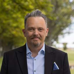 Daniel Latimer