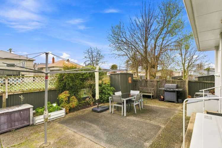 4 Eastbourne Street Caversham_13