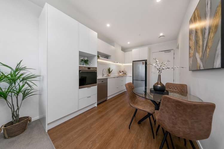 505/1817A Great North Road_4