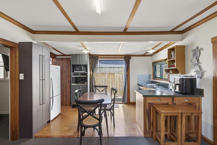 59 Fifth Avenue Urenui_20