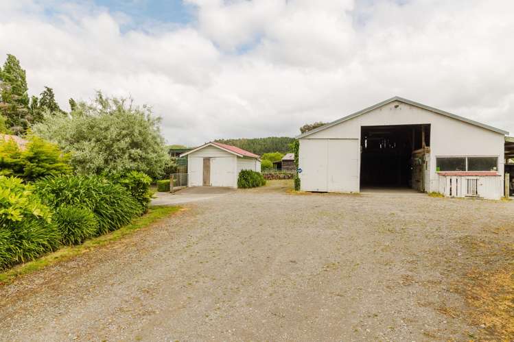 300 Hinemoa Valley Road Pahiatua_16