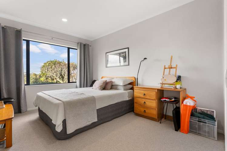 38 Stranraer Crescent Wattle Downs_17