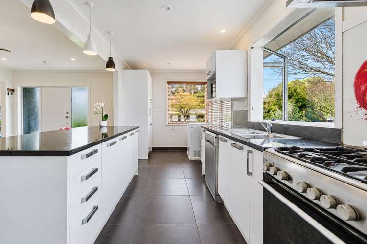 6 Parkdale Place Glenview_7