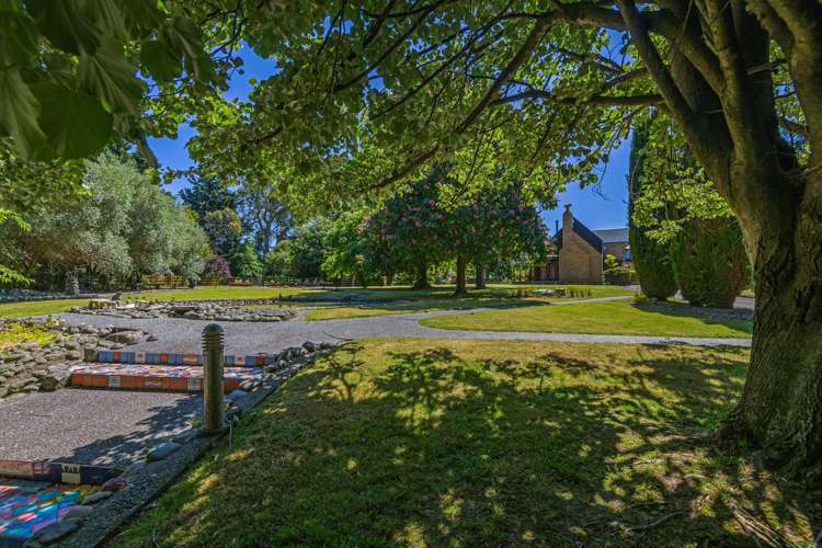 323 Reid Line East Colyton_37