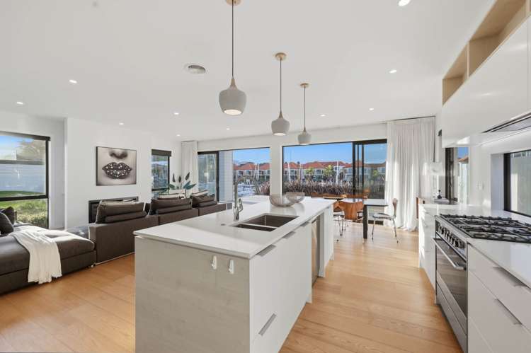 17 Rue d'Amarres Gulf Harbour_6