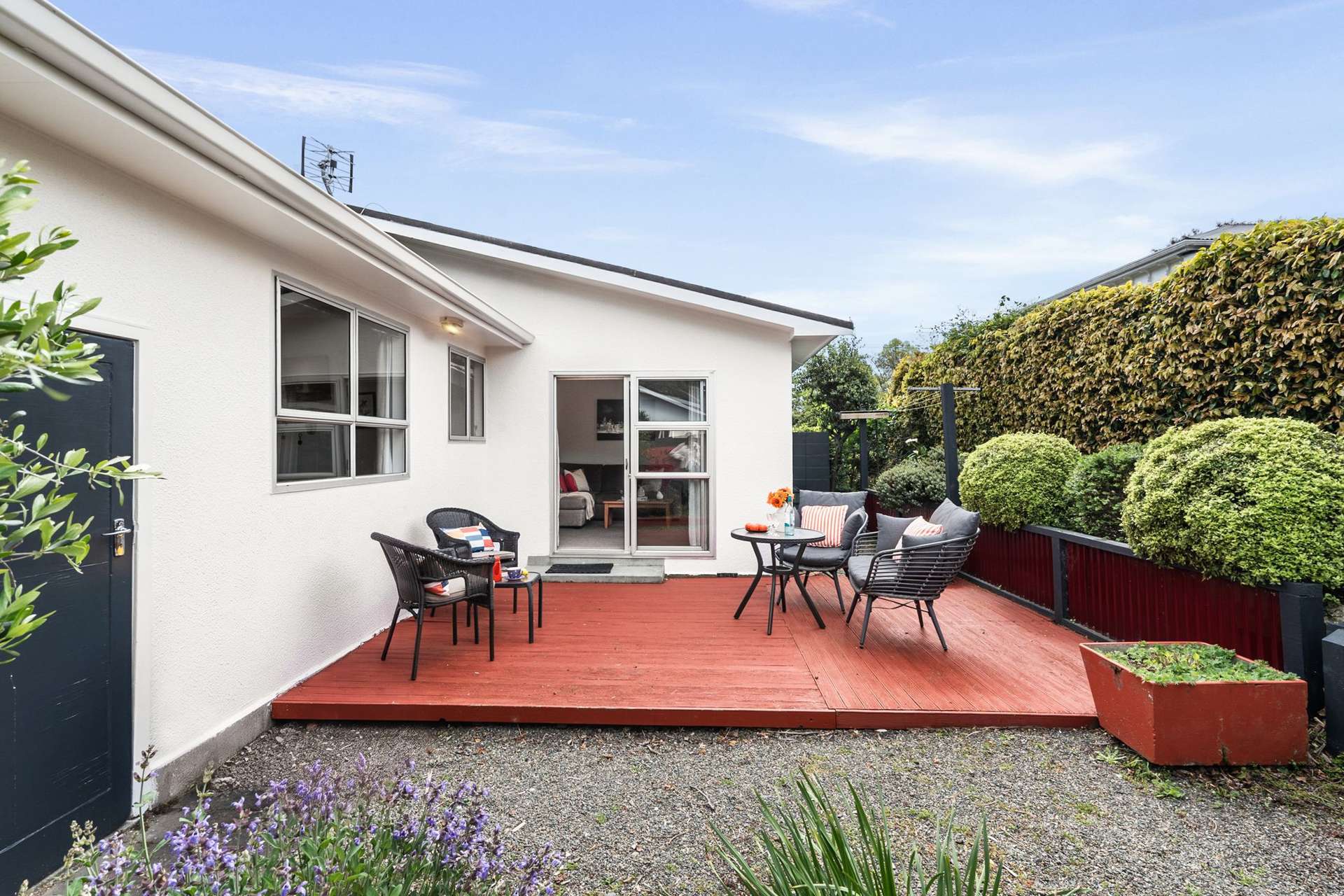 2/99 Kawai Street Nelson South_0