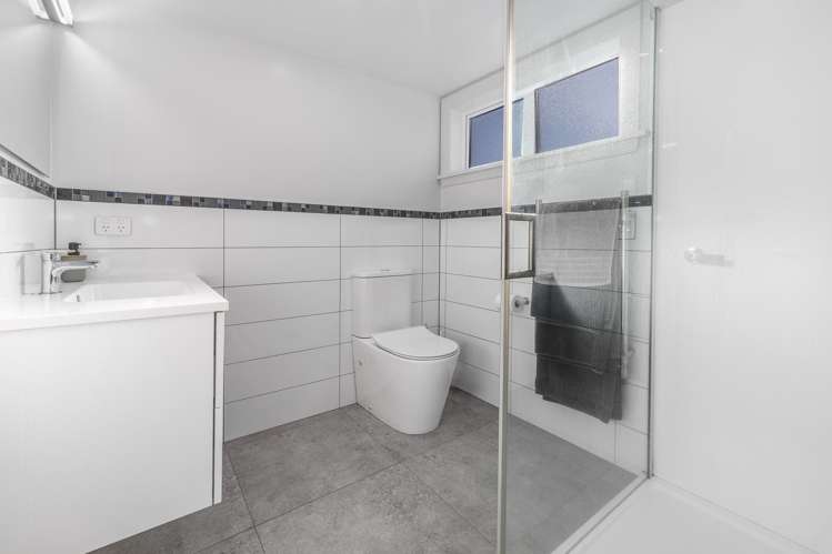 8 Hughes Street Waikanae Beach_14