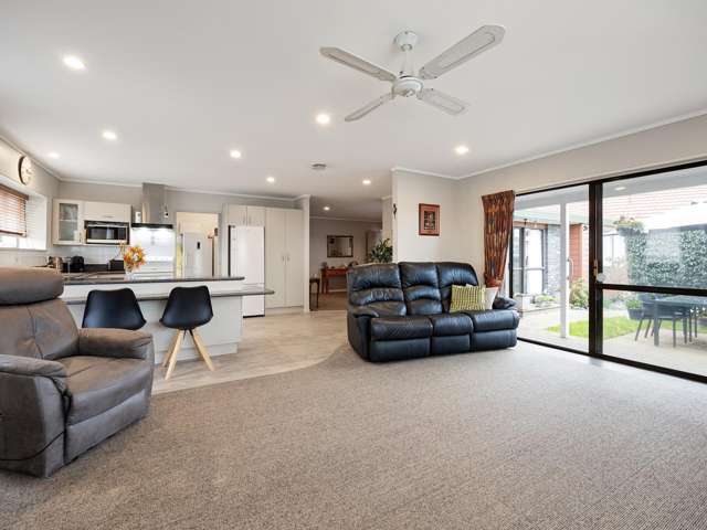 46 Lansdowne Crescent Glenview_4