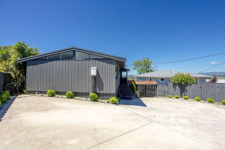 42 Chorley Avenue Massey_25