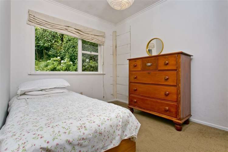 98 Beach Road Castor Bay_13