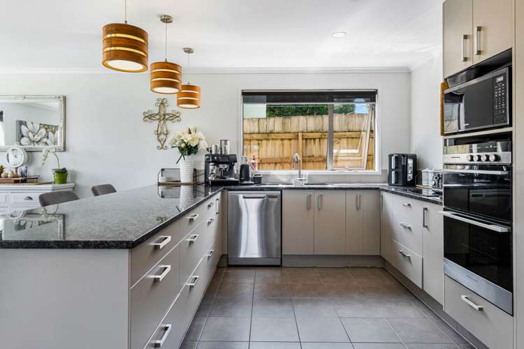 24 Bay Street Red Beach_8