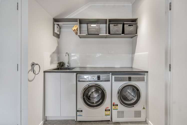 34 Greenbough Lane Greenhithe_14