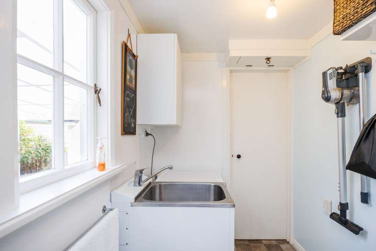 74 Victoria Avenue Palmerston North Palmerston North City Houses