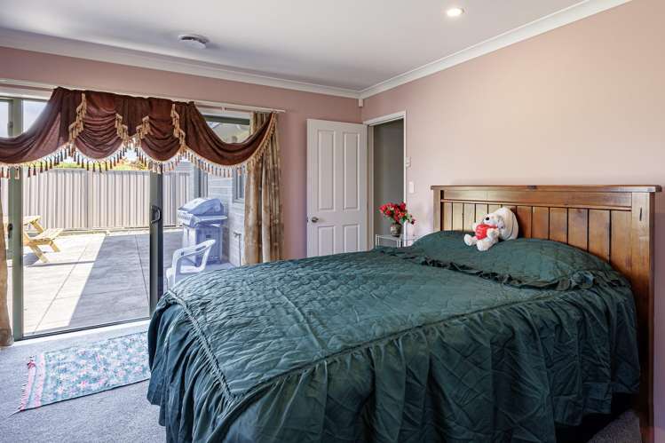 37 Brooklands Drive Havelock North_6