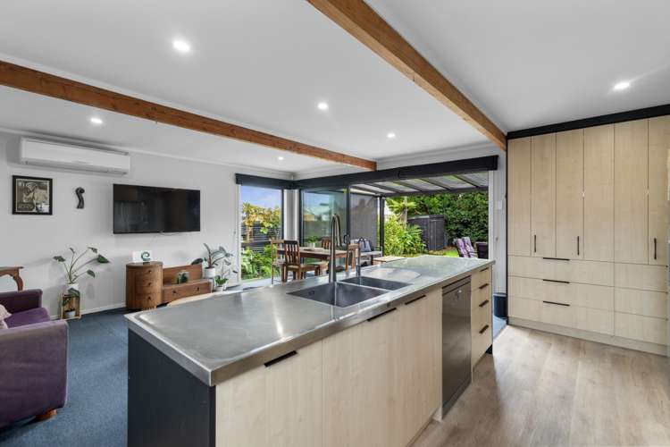 405 Dey Street Hamilton East_2