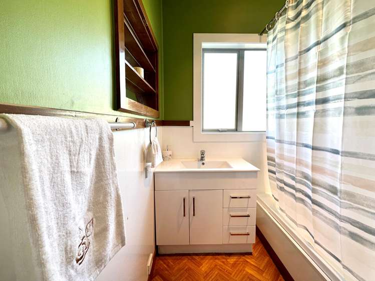 186 Morton Street Strathern_12