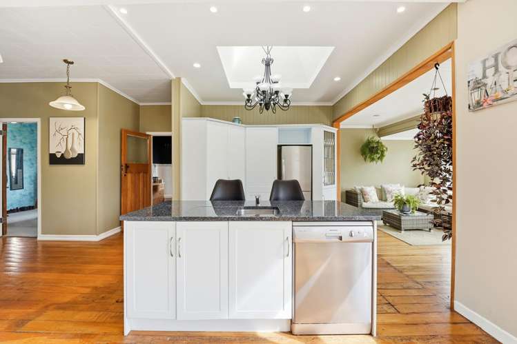 64 Liverpool Street Whanganui Central_11