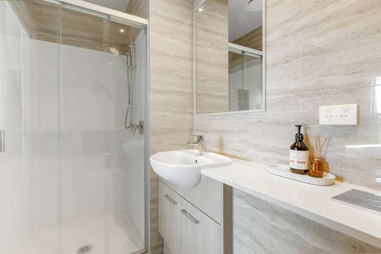 505/5 Rose Garden Lane Albany_14