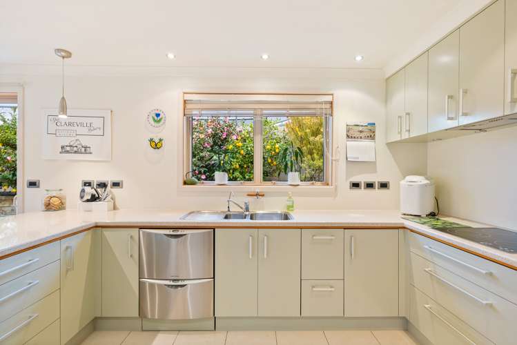 1136 Fergusson Drive Clouston Park_9