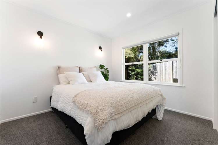 11 Merchant Avenue Te Atatu South_13