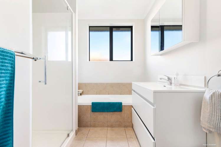 32 Magnolia Drive Waiuku_10