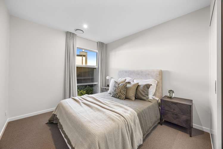 7 Oakbridge Boulevard Marshland_16