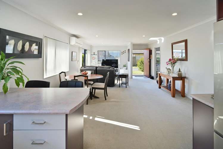 8/1232 Howard Street Parkvale_15