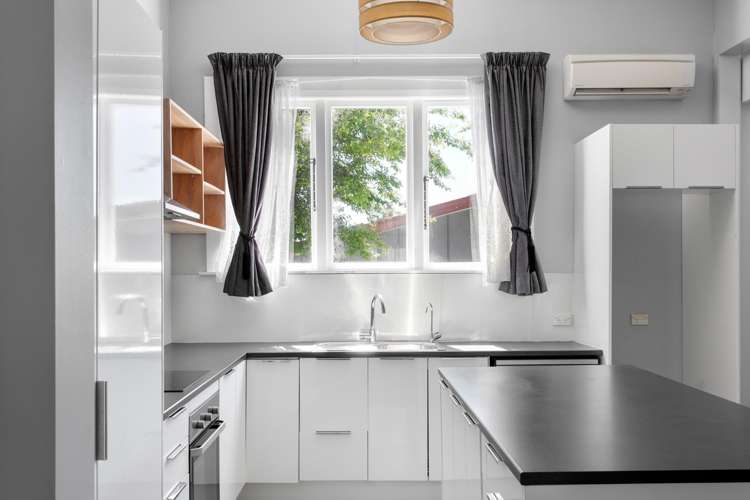 1 Toru Street Makaraka_5