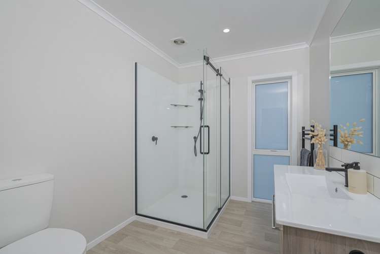 114 The Fairway Matarangi_12