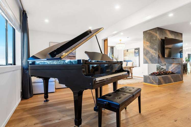 33 & 33B Ballymore Drive Pinehill_6