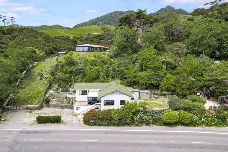 126 Thames Coast Road Whakatete Bay_15