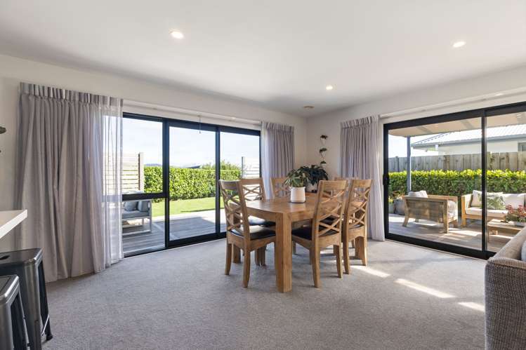 33 Sardinia Grove Fitzherbert_19