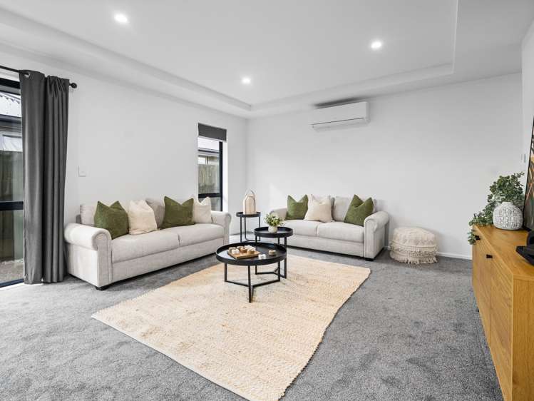 5 Gallop Lane Yaldhurst_5