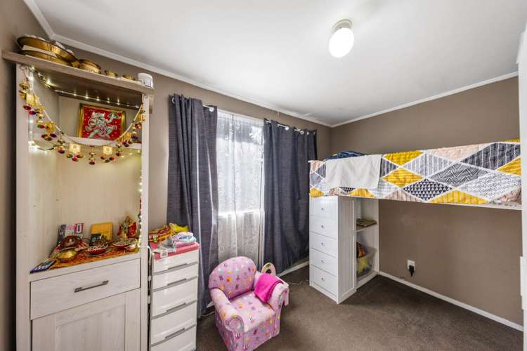 20 McQuarrie Avenue Manurewa_16