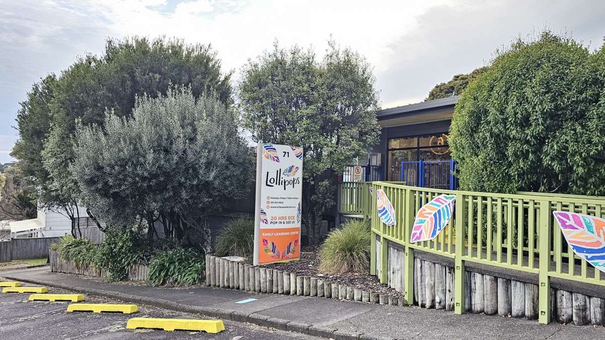 71 Roseberry Avenue_3